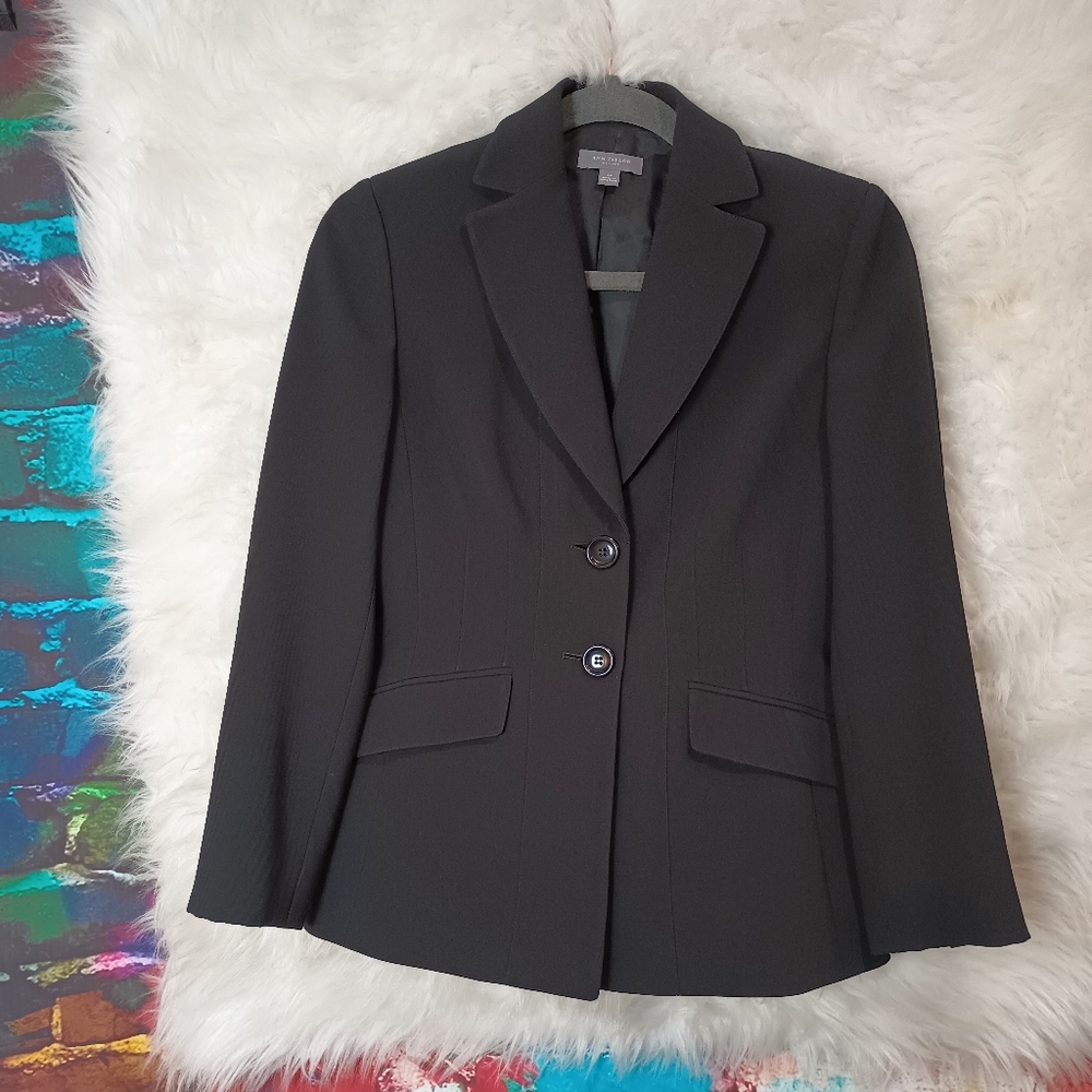 Ann Taylor Black Front Button Suit Jacket Size 2p